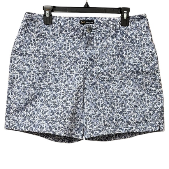 Like new Lee straight fit shorts. Retro 80s 90s pattern. Size 12 - Picture 1 of 9